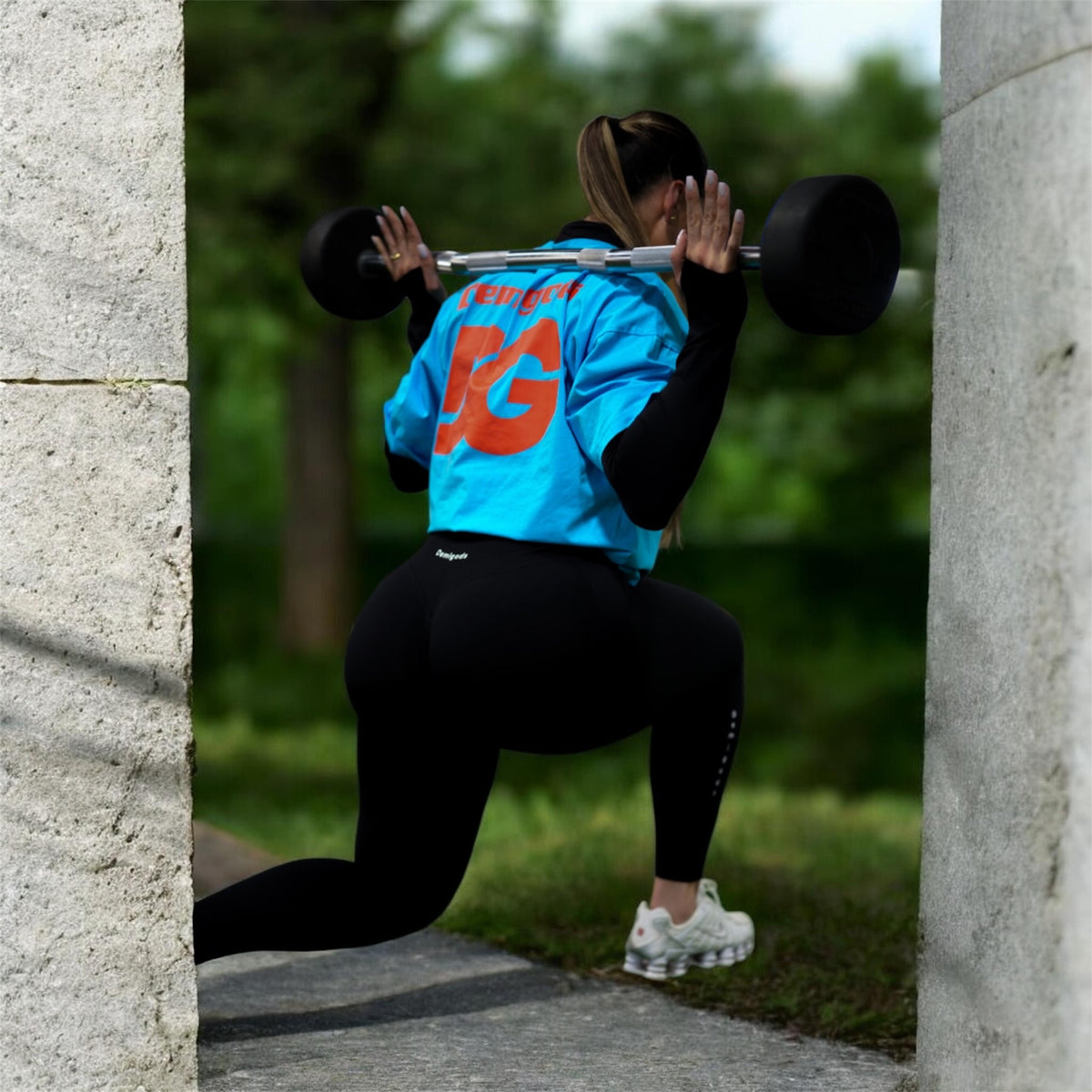 Velcro blue and orange oversized T-shirt